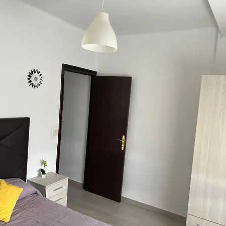 Maro En El Centro De Apartment Ronda